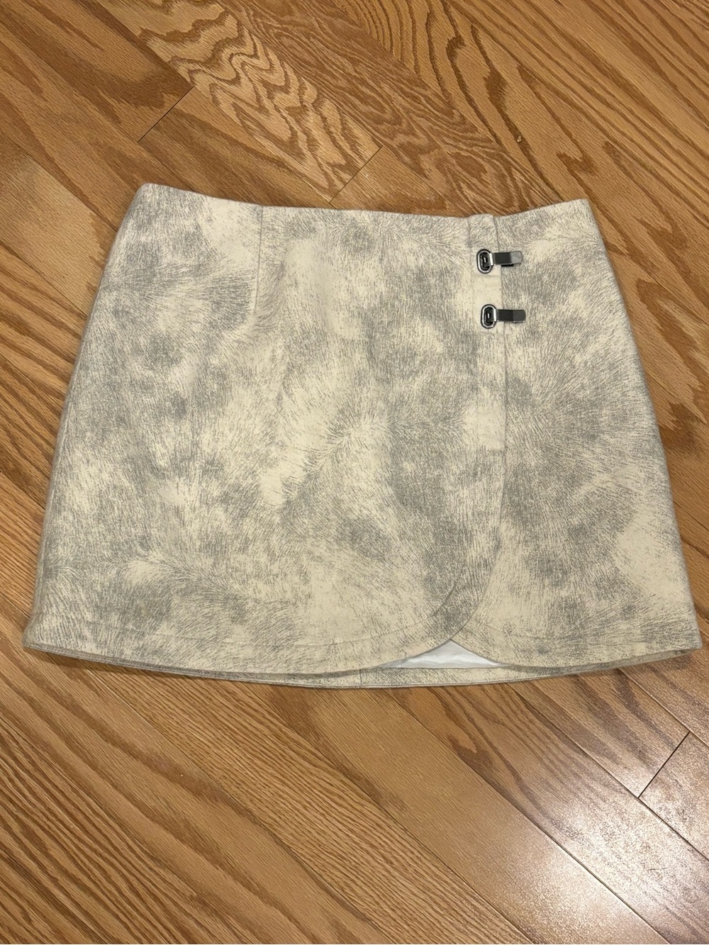 Tibi New York Wool Mini Skirt Cream Grey Latch Buckle Faux Wrap Womens 12 Luxury
